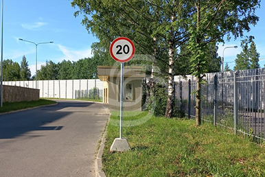 Разметка парковки и монтаж знаков